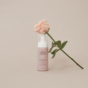 R&Pモイスチャライジングフォーミングフェイスウォッシュ（ローズ＆パルマローザ）150mL